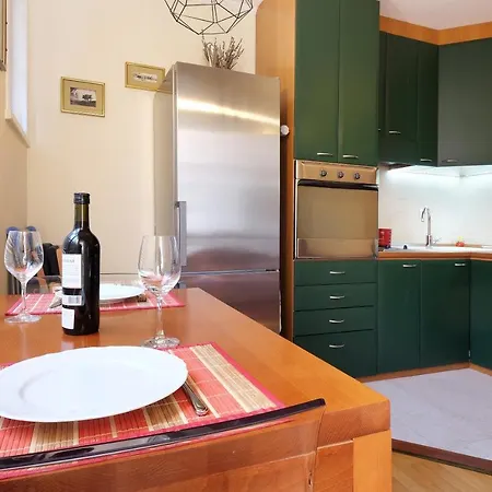 Apartman Paradise Starry Suite-city Center